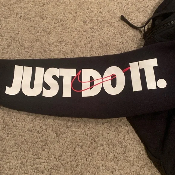 Nike NSW HBR+ Black Jacket with Red and White Accents Size S - Picture 3 of 6